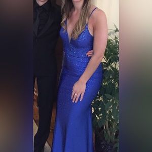 Ellie Wilde Designer Blue Multicolor Sequin Size 4 Prom Dress